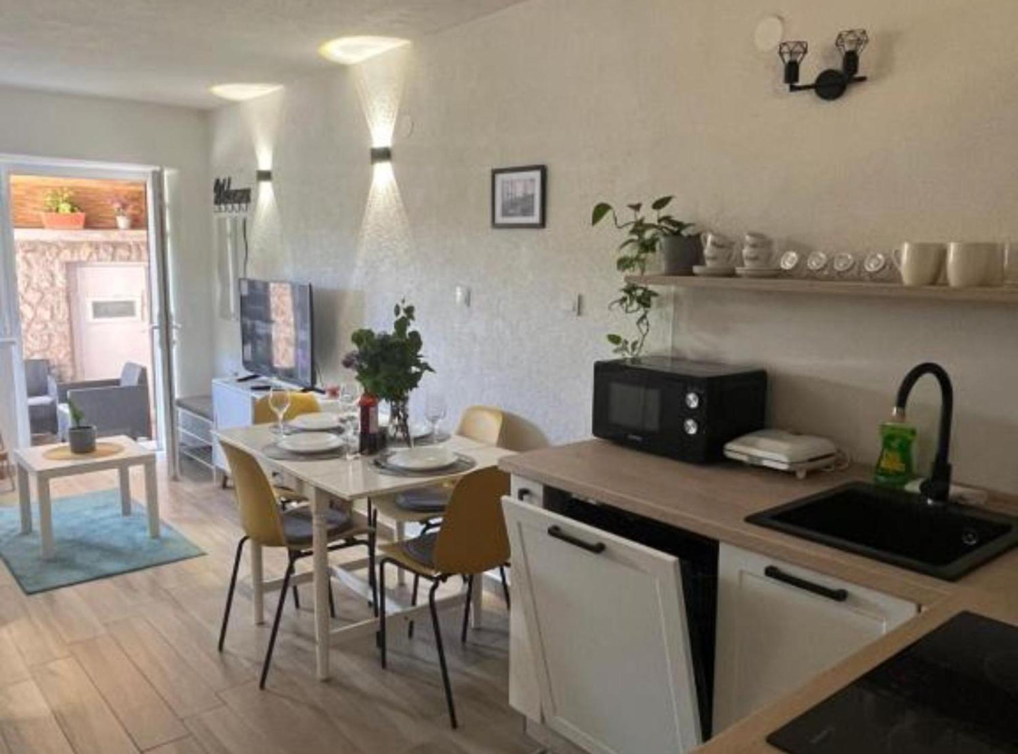 Apartman Pod Plocom เซนญ์ ภายนอก รูปภาพ